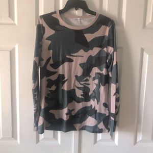 Barlver long sleeve camo top size S